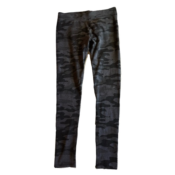 Pact Pants - Pact Black Camouflage Leggings